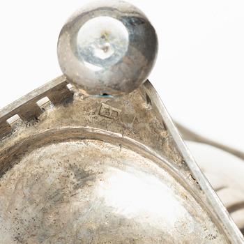 Gräddkanna, silver, empire, Lars Broman, Borgå (1797-1843).