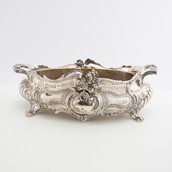 Jardinière Rococo style, first half of the 20th century, silver plate.