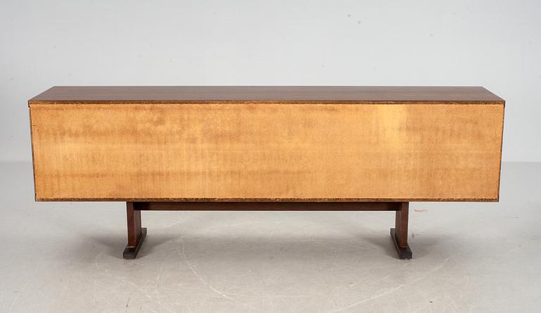 SIDEBOARD, Gansö, Danmark. 1970-tal.