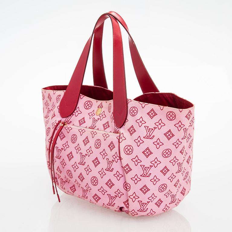 Louis Vuitton, "Cabas Ipanema GM" bag.
