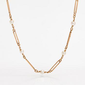 A 14K gold necklace with cuktured pearls. Westerback, Helsinki 1965.