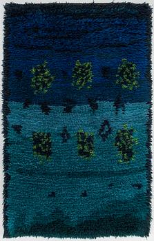 Lea Vehmanen-Tennberg, a Finnish long pile rya rug for Helmi Vuorelma. Ca 160 x 97 cm.