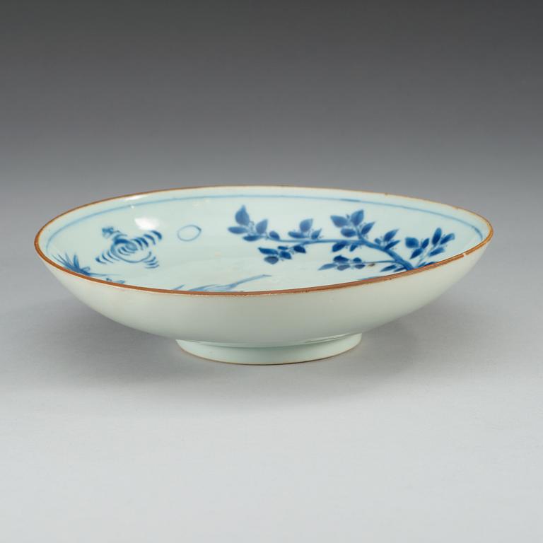 A Transitional blue and white dish, 17th Century, with hallmark.