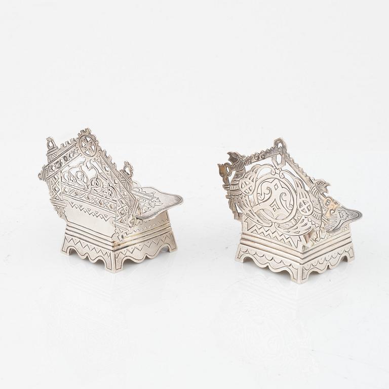 Two Russian Silver Salt Cellars, Moscow 1886-88.