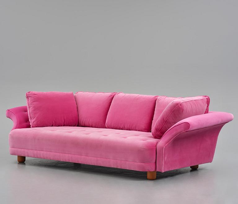 Josef Frank, a "Liljevalchs" sofa, Firma Svenskt Tenn, 2013.