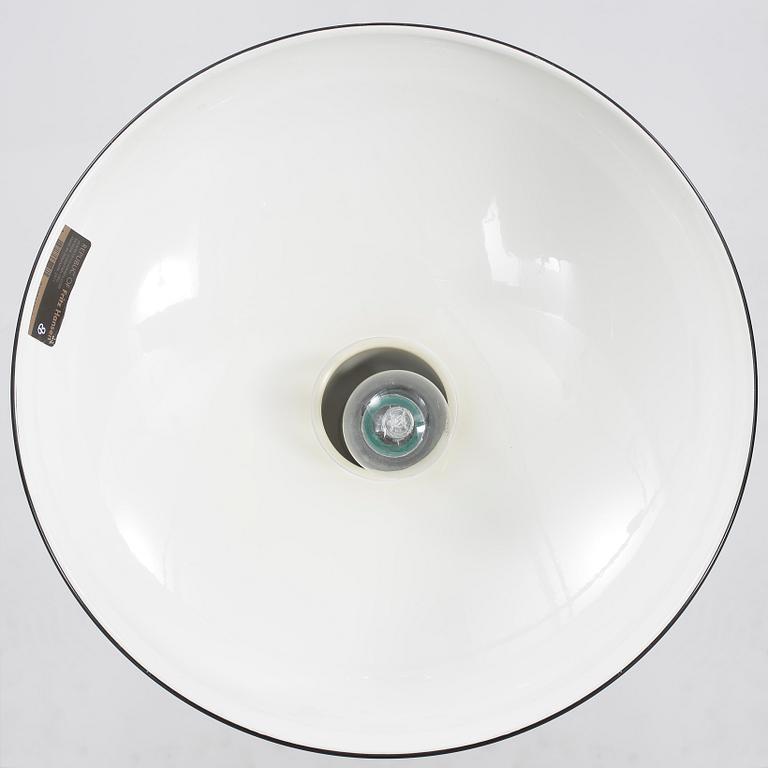 TAKLAMPOR, ett par, "Kaiser Idell 6631-P", Christian Dell, Fritz Hansen.
