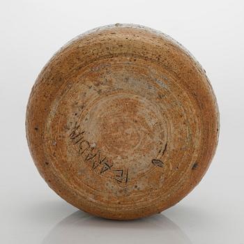 Paul Envalds, skålar, 2 st, chamotte, signerade PE, Arabia. 1960-70-tal.