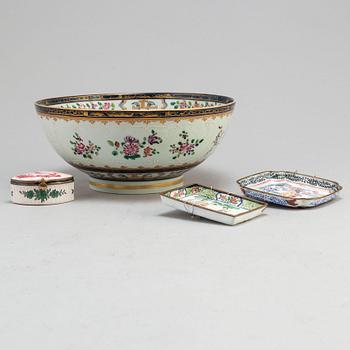 A famille rose armorial bowl, two enamel on copper dishes and an european box with cover, 18th/19th century.