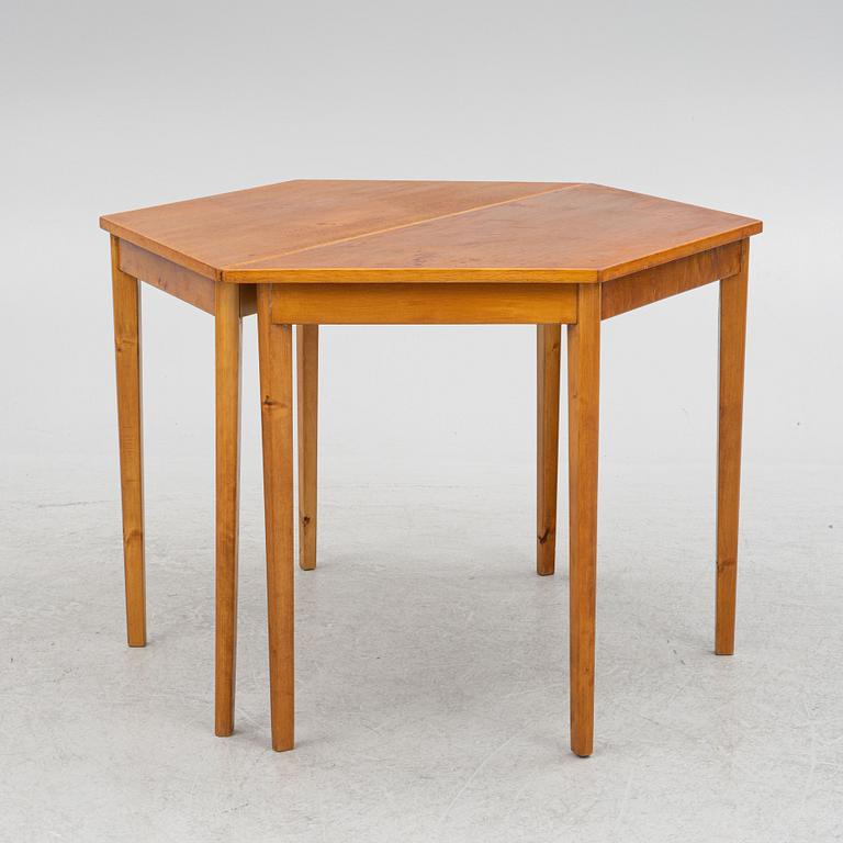 A mid 20th Century table.