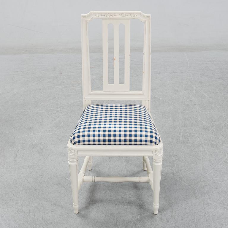 A set of ten 'Odenslunda' IKEA chairs.