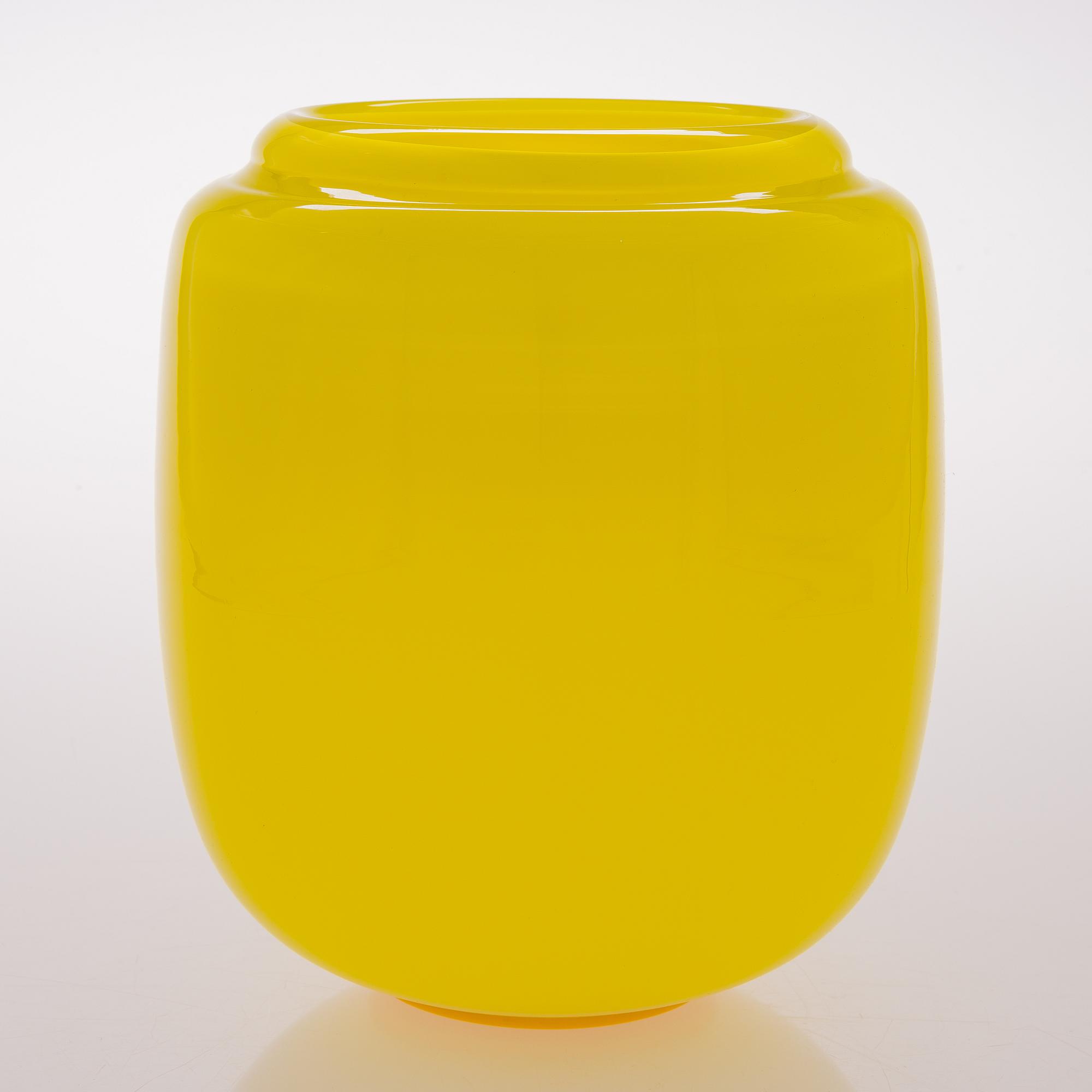 TIMO SARPANEVA, a bowl from Heal's series, signed Timo Sarpaneva, Iittala.