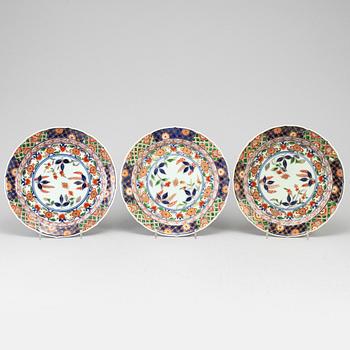 Three enamelled porcelain dishes, Japan, 20th century.