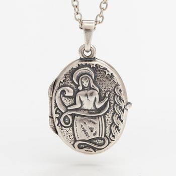 Germund Paaer, A sterling silver necklace "Pohjola's maiden/Madonna pendant". Kalevala Koru, Helsinki 2009.