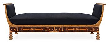 539. A 1920's daybed possibly by Carl Malmsten,