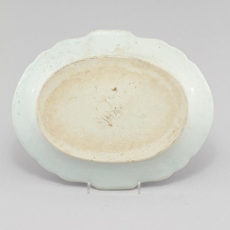 STEKFAT, porslin, Kina, 1700-tal.