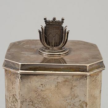 ATELIER BORGILA, tobaksburk med press, sterlingsilver, Stockholm, 1939.