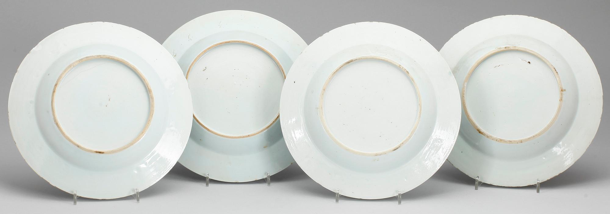 TALLRIKAR, 10 st. Porslin, bl a Qianlong (1736-95).