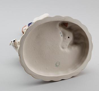 FIGUR, porslin, Royal Dux, 1900-talets mitt.
