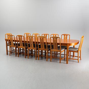 Carl Malmsten, matbord med 12 stolar, "Ambassadör", Åfors möbelfabrik, 1900-talets slut.