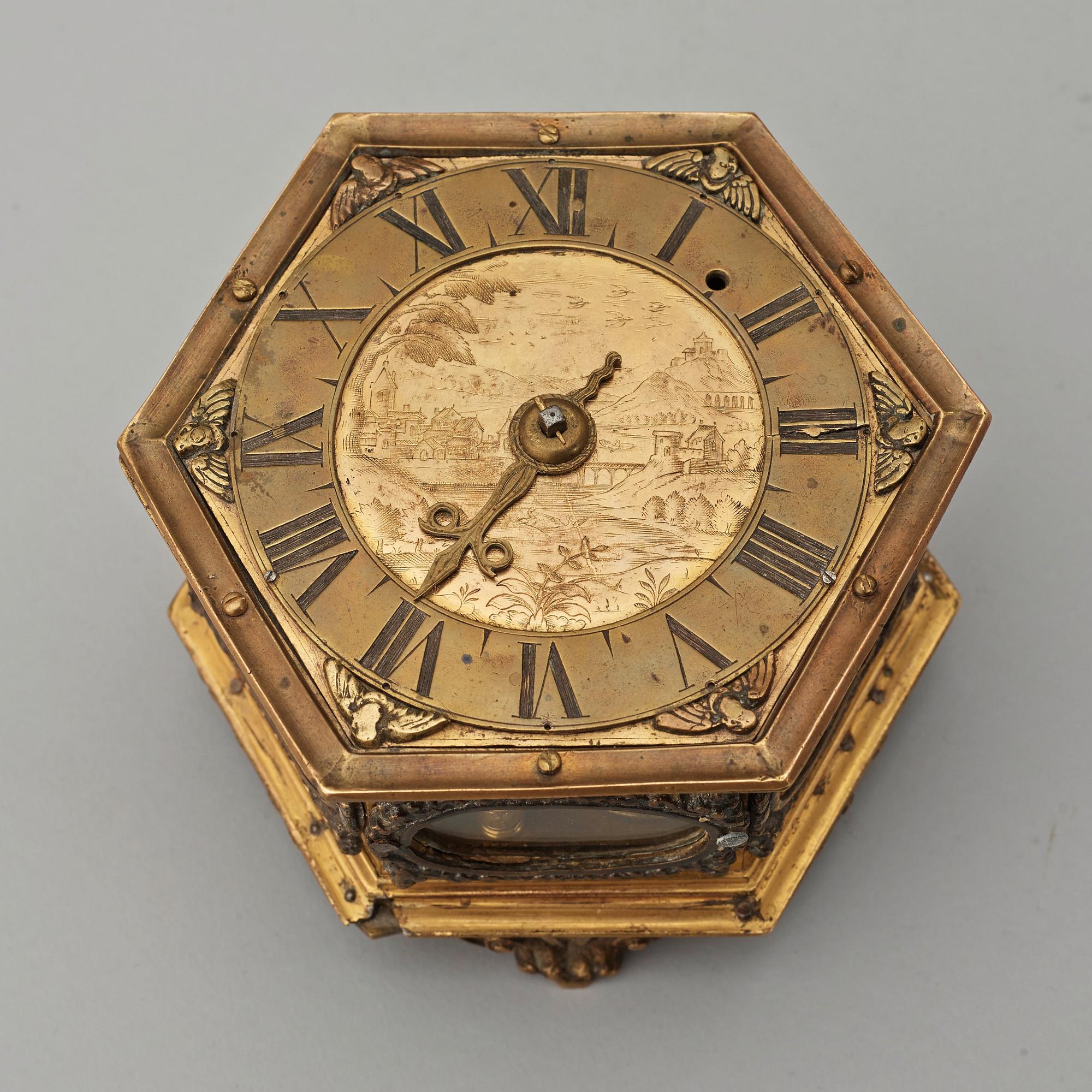 BORDSUR. Barock, 1600-tal.