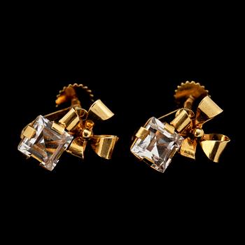 BROSCH samt ÖRHÄNGEN, 18k guld med fasettslipad bergkristall, Stigbert Stockholm, 1949. Tot vikt 10 g.