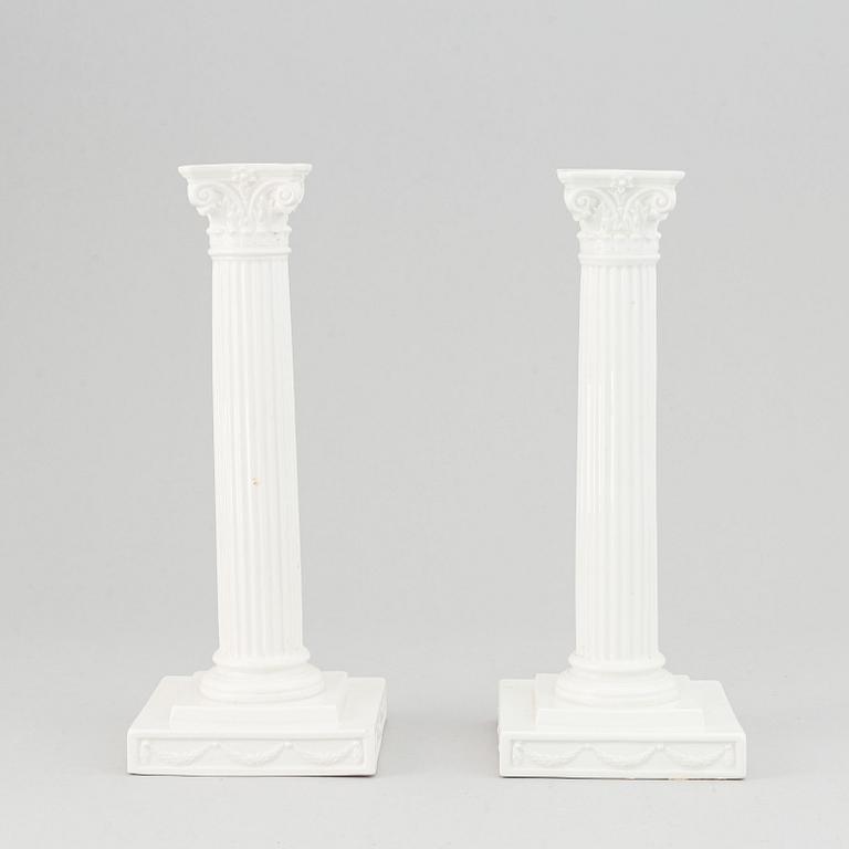 Gustavsberg, ljusstakar ett par, flintgods, 1900-talets början.