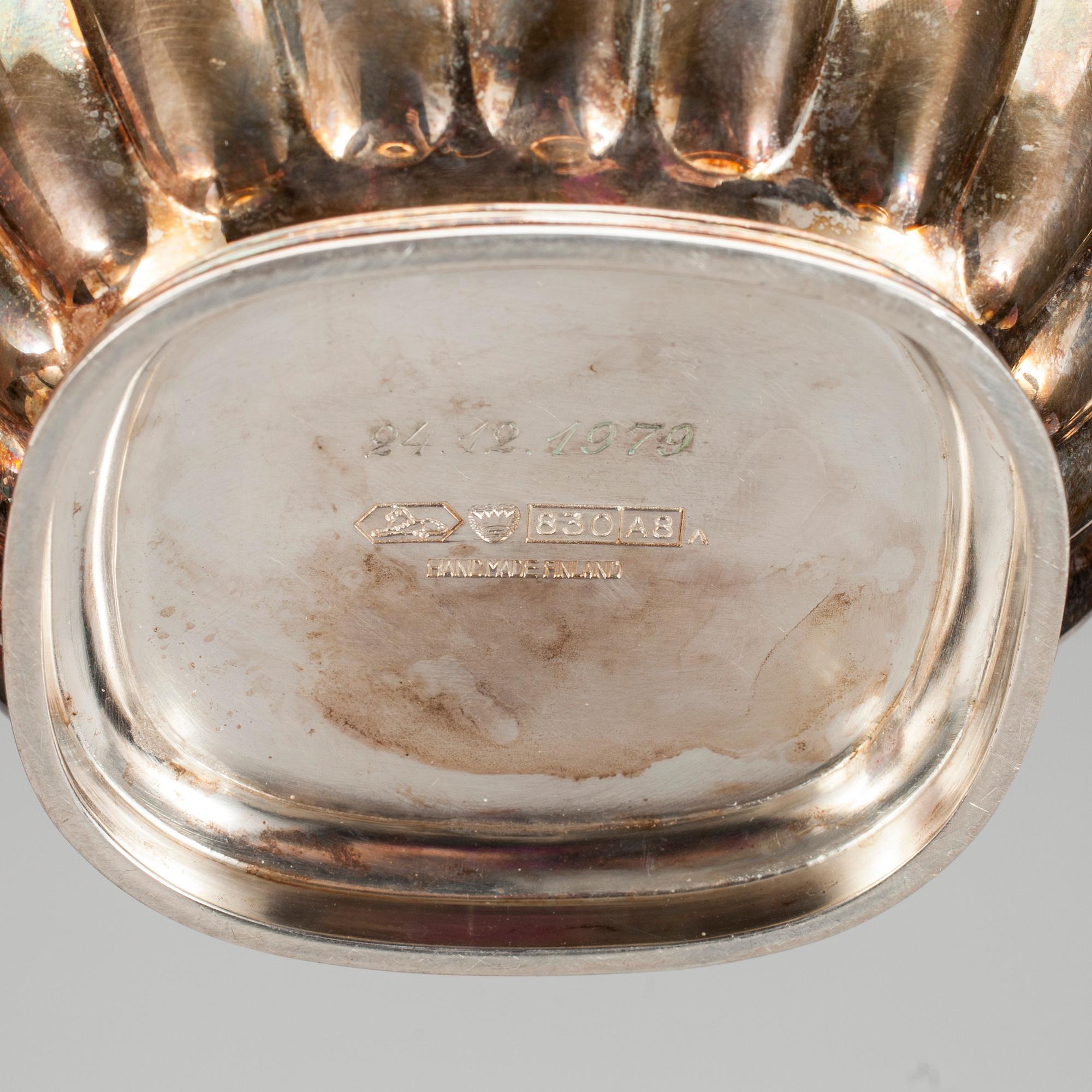KAFFESERVIS, 3 delar, silver, biedermeierstil, Kultakeskus Oy, Tavastehus, 1978-79. Totalvikt 1572g.