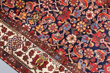 Gallerimatta, Hamadan, ca 380 x 120 cm.