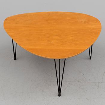 A second half of the 20th century table.