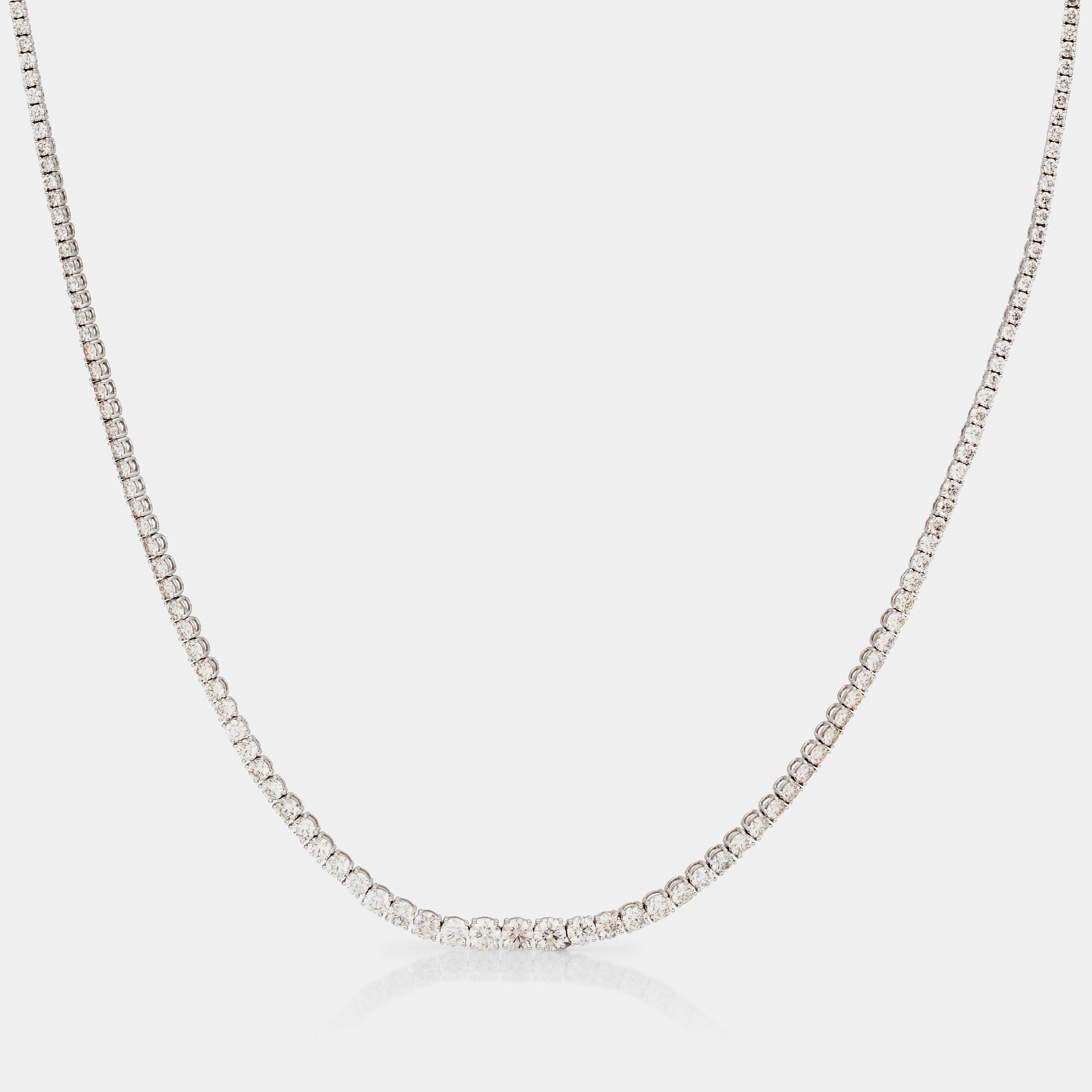 A brilliant-cut diamond necklace, 17.259 cts in total, according to inscription.