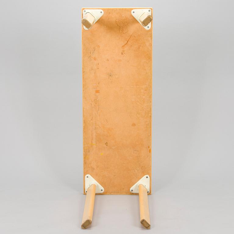 Alvar Aalto, a 1960s table 'MH 87' for Artek.