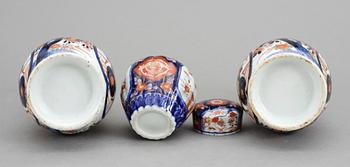 PARTI IMARI, 3 delar, porslin, Japan, 1900-tal.