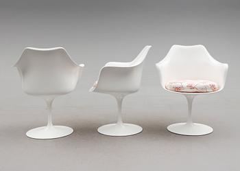 STOLAR, 3 st, "Tulip", Eero Saarinen, Knoll International, 1900-talets andra hälft.