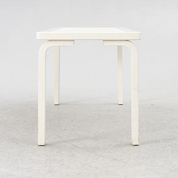 Alvar Aalto, bänk, modell 153, Artek, Finland.