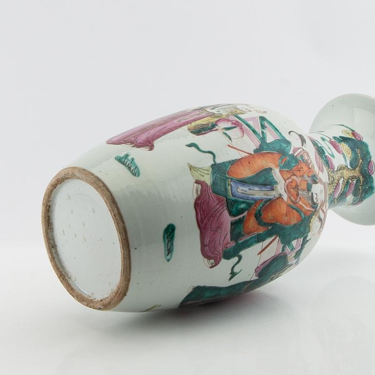 Floor vase China around 1900 porcelain.