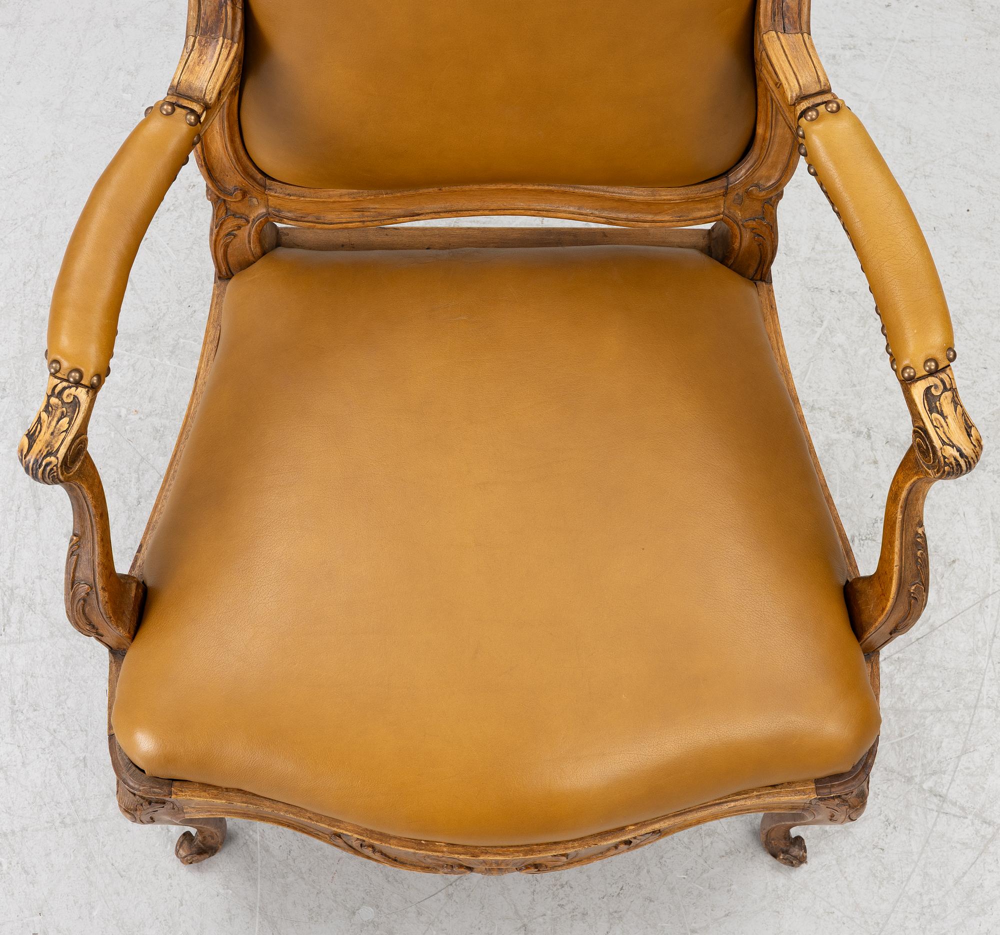 Armchair, Louis XV, 18th century.