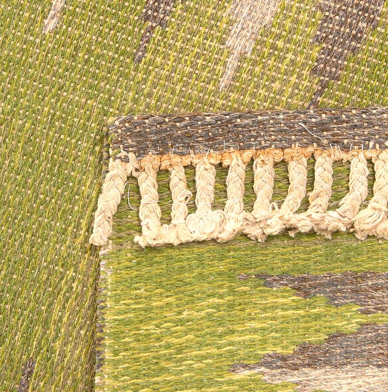 A mid-20th century flat wave carpet, 266x164 cm.