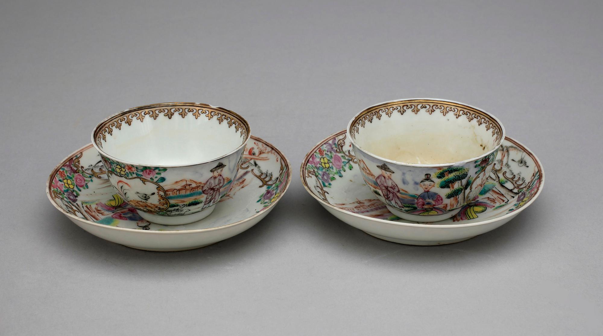 TEKOPPAR med FAT, ett par, porslin, Chien-Lung, Kina 1700-tal.