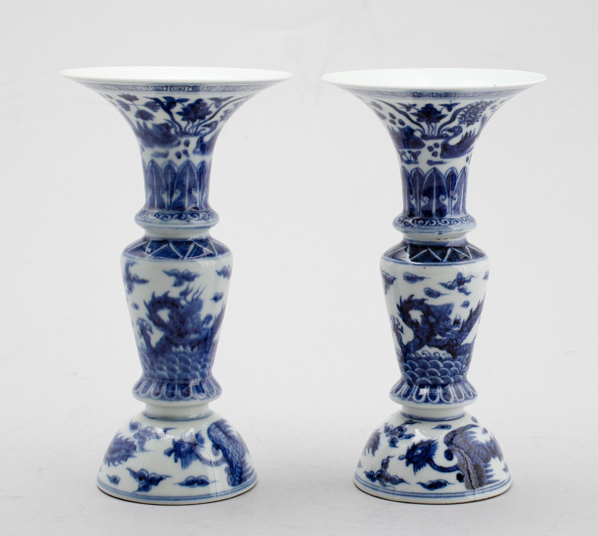 VASER, 1 par, porslin, Kina, 1800-tal.