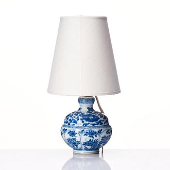 Vas, porslin. Kina, Qingdynastin, Kangxi (1662-1722).