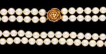 747. A two strand cultured pearl necklace.