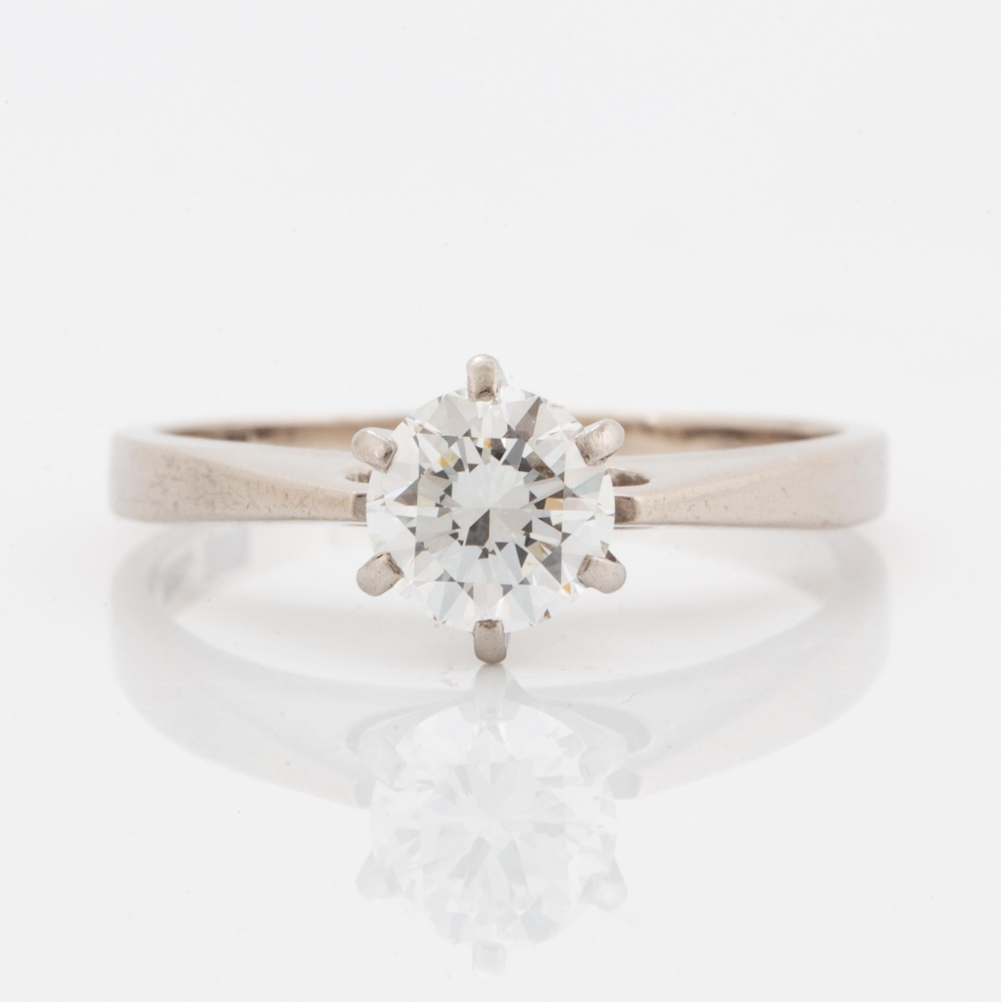 Ring, med briljantslipad diamant.