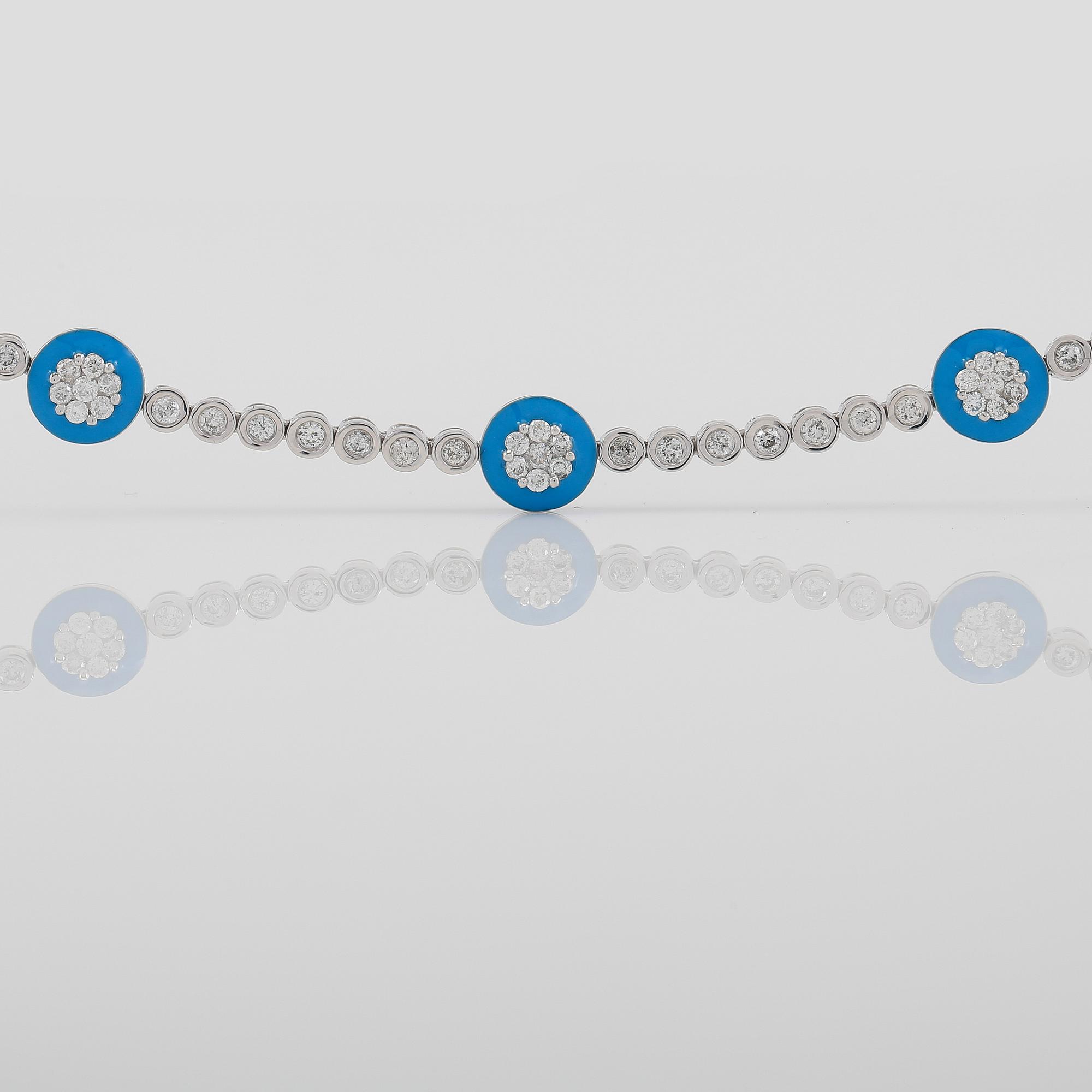 ARMBAND, 18K vitguld, emalj och diamanter tot ca 1.60 ct.