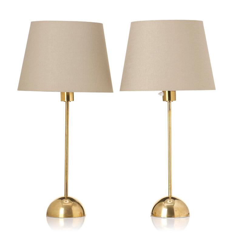 Eje Ahlgren, bordslampor, ett par, modell B 04, Bergboms, Malmö, 1960-tal.