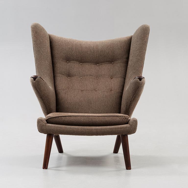 HANS J WEGNER, fåtölj "Bamse", AP-stolen, Danmark 1950-60-tal.