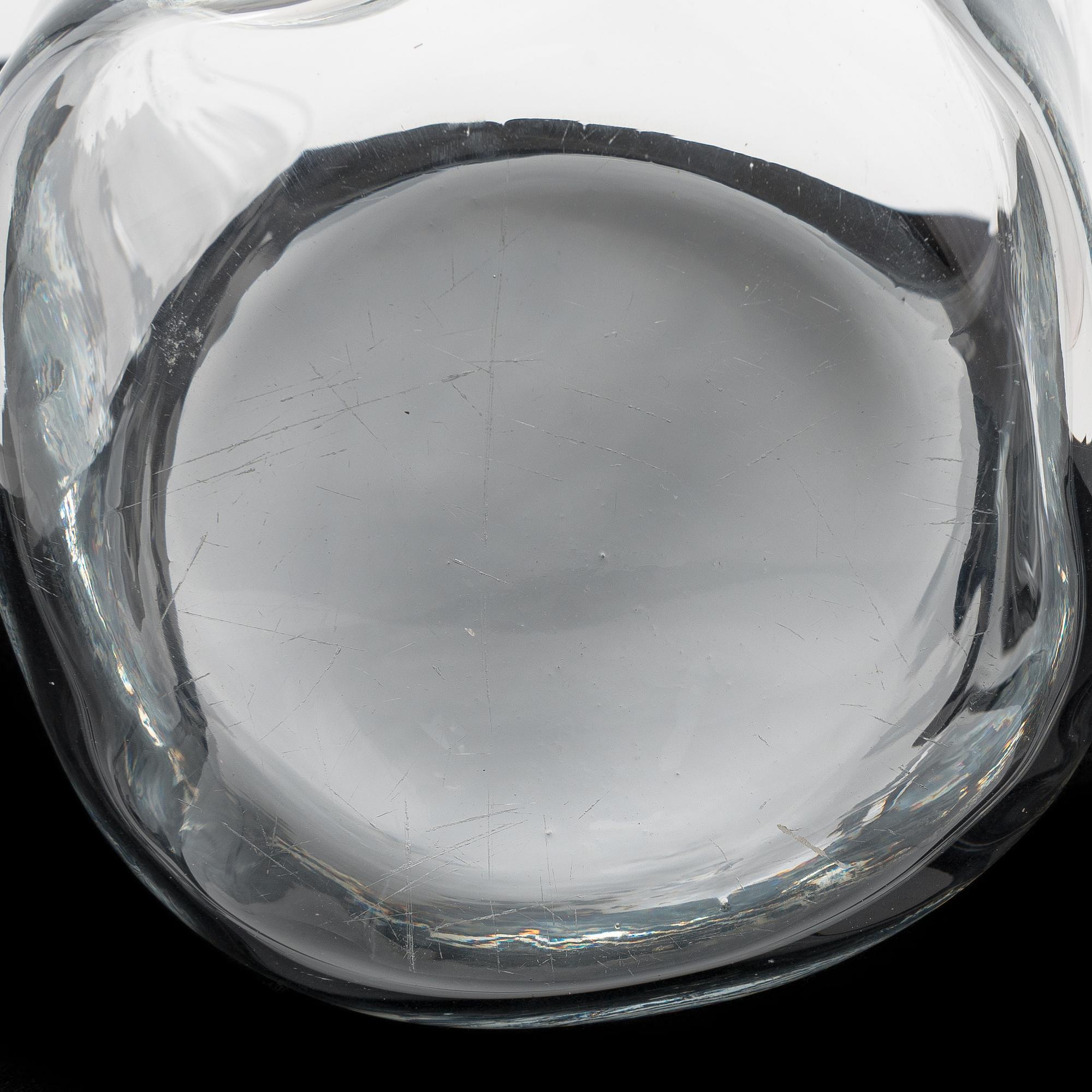 Alvar Aalto, a 1980s '3032' vase for Iittala.