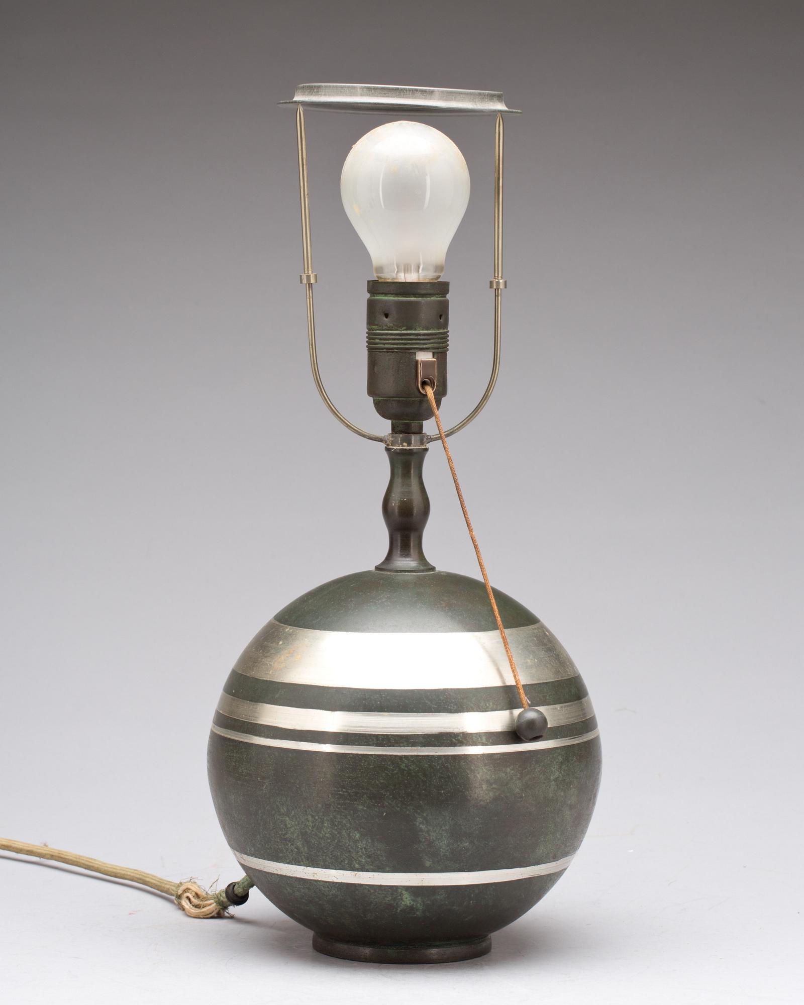 BORDSLAMPA, art deco, 1900-talets början.