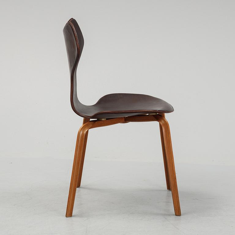 Arne Jacobsen, stol, "Grand Prix", Fritz Hansen, Danmark.