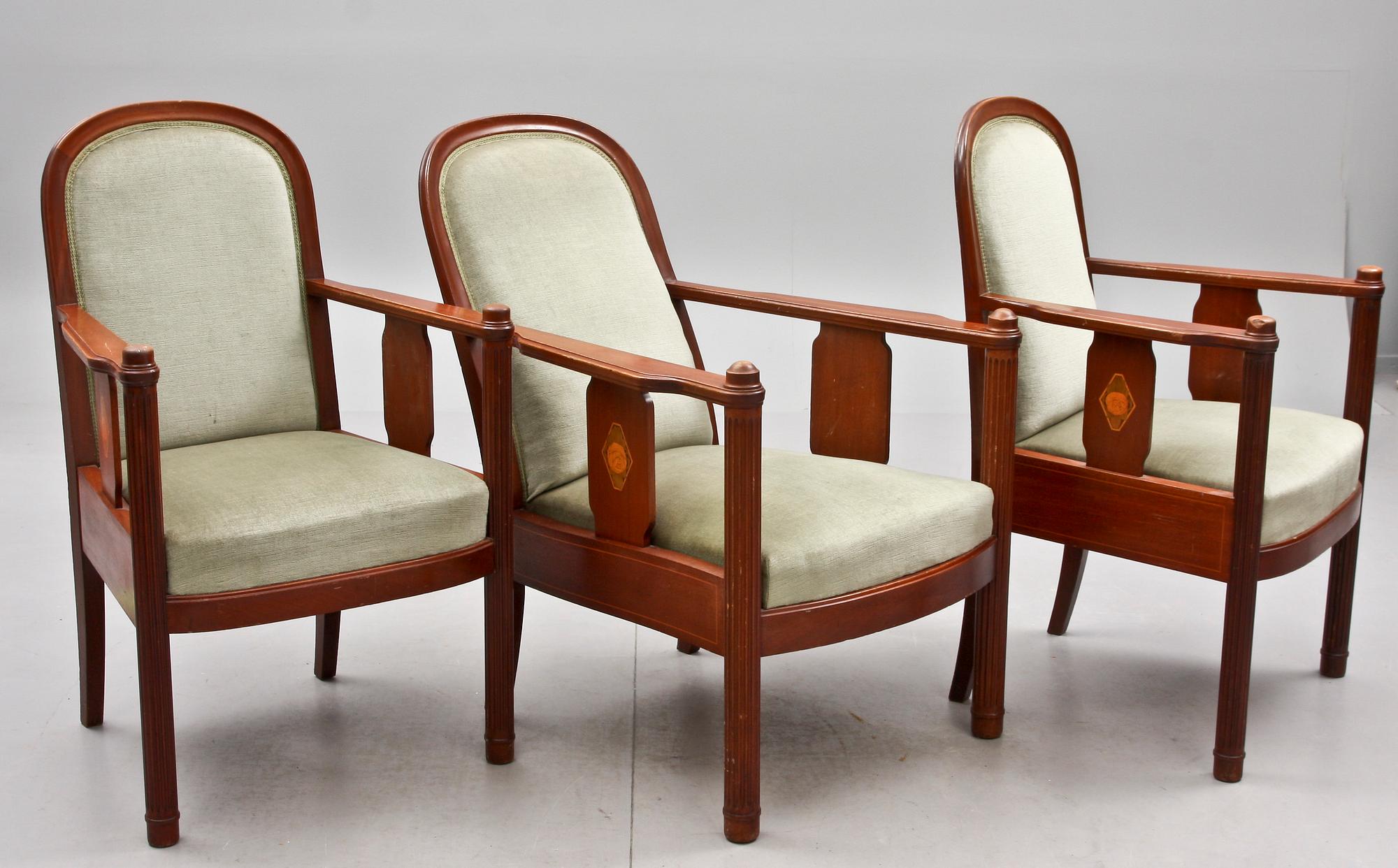 FÅTÖLJ och KARMSTOLAR, ett par, Nordiska Kompaniet. 1909.