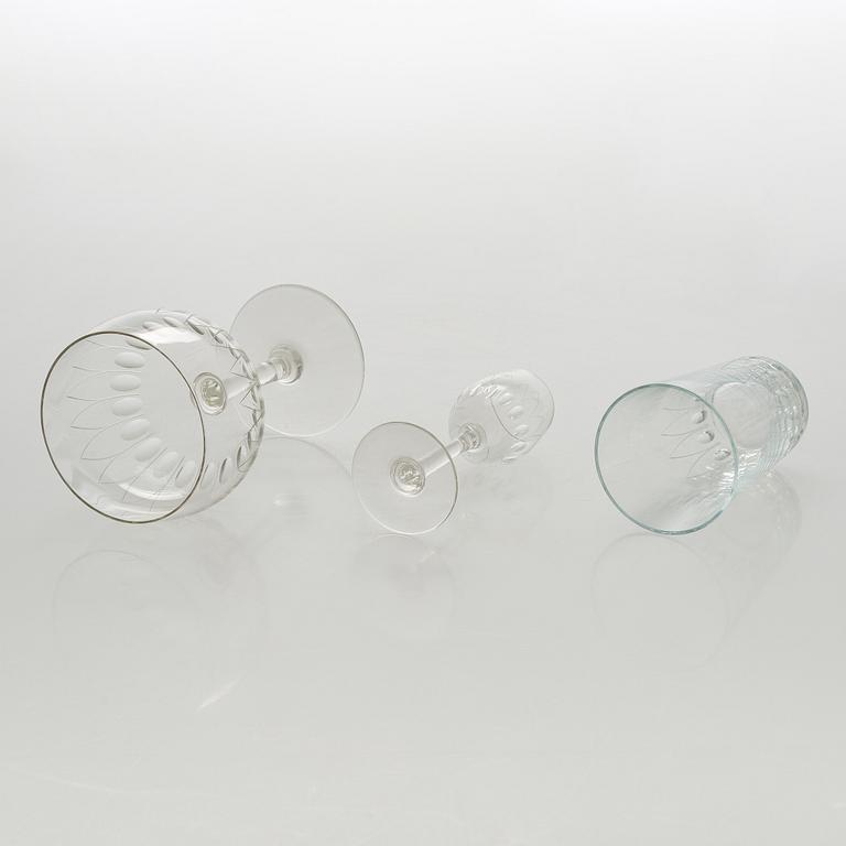 Göran Hongell, glasservis, 52 delar, "Kilta". Iittala, i produktion 1947-1966.